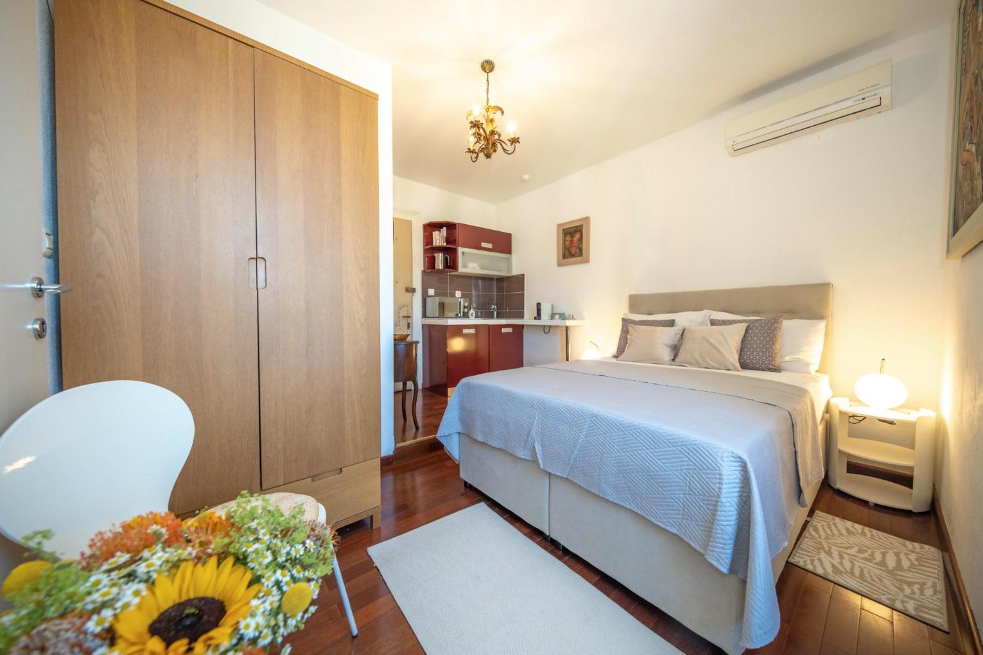 Sunny Split Studios Bagian luar foto